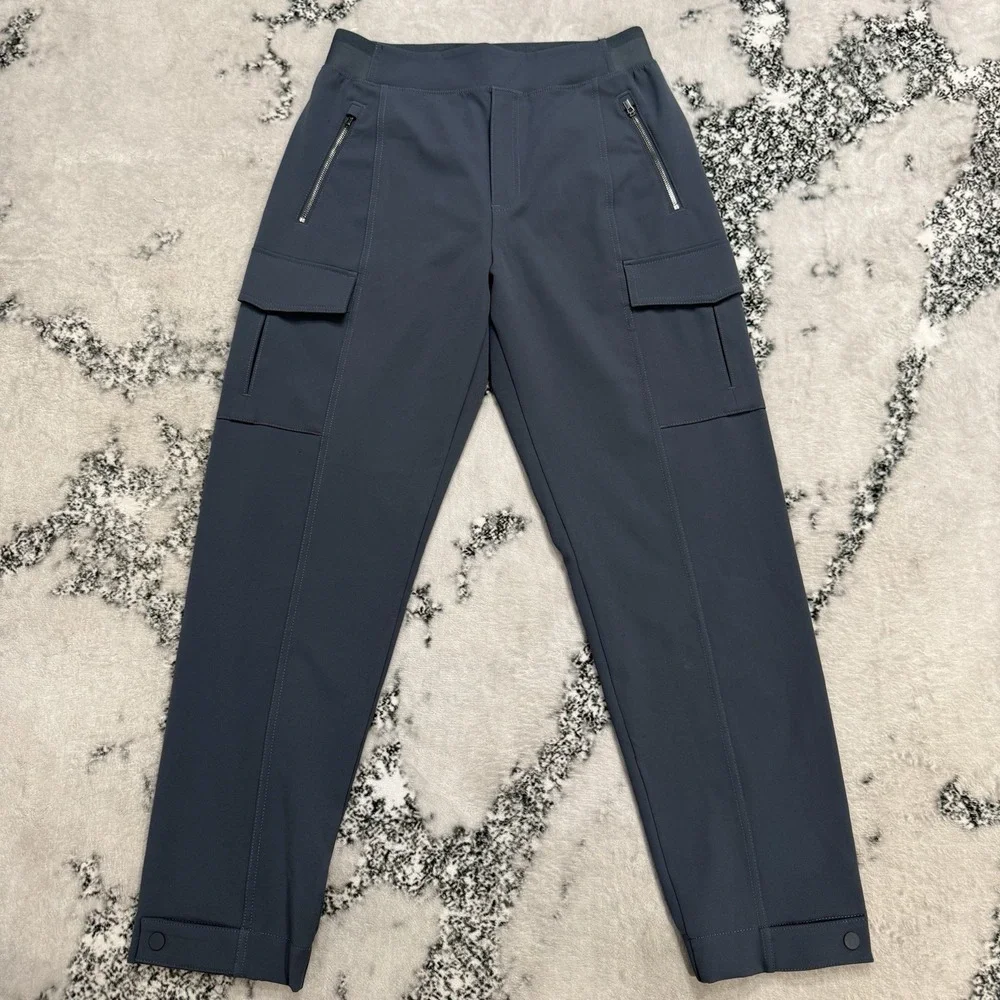 Athleta Endless High Rise Utility Cargo Pants Womens Size 8 Gray Pull On - Picture 1 of 15